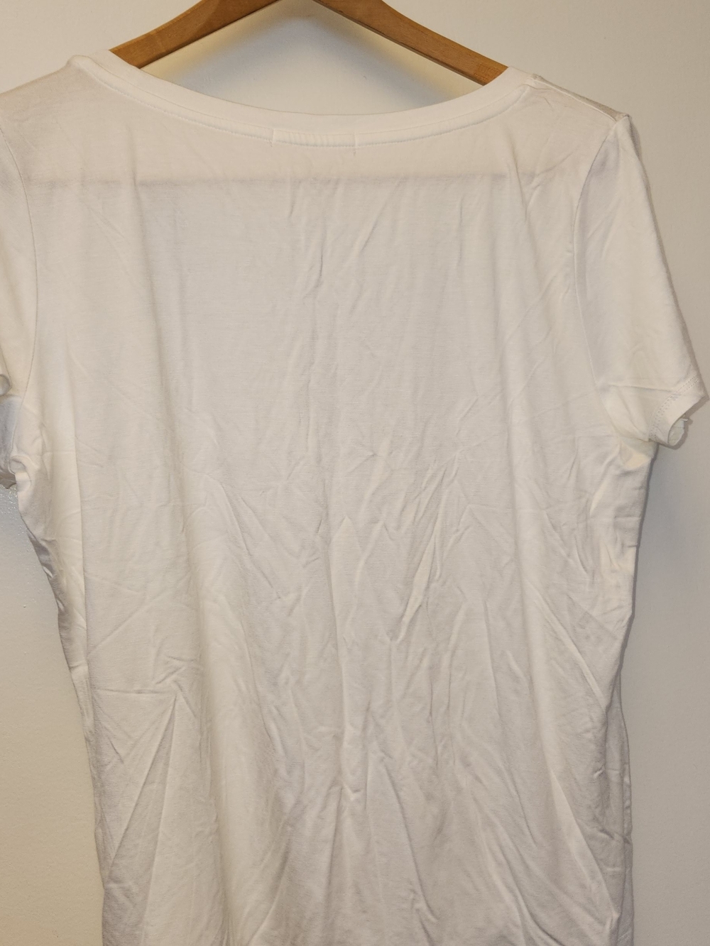 Cute Cyrus White Tee W/ Teddy Bear Wearing Pearls & Rhinestones. L - Picture 4 of 8